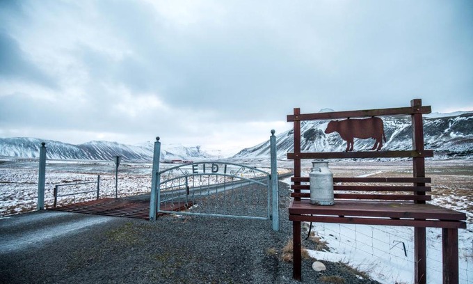 Grundarfjordur House | Eiði Farmhouse