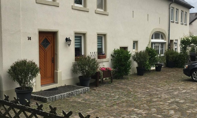 Bergweiler House | Eifel-Moselhaus, your own house, pet-friendly, ideal for many excursions.