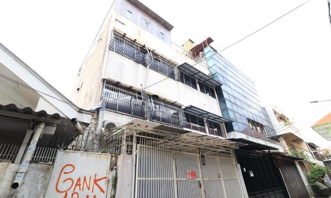 Gambir House | Eiffel Residence Batu Tulis 35A1 - Female Only