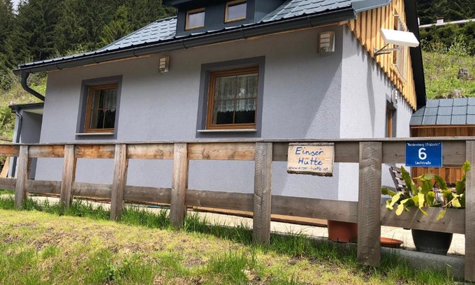 Praebichl House | Einser Hütte GesbR - Selbstversorgerhaus für 7 Personen