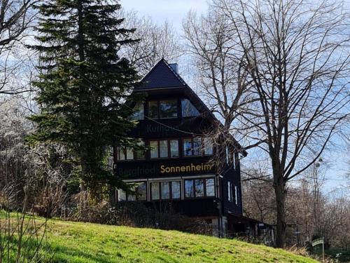 Dettingen unter Teck Apartment | Einssein-Bergfried