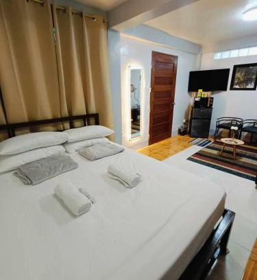Legazpi House | EJ's Guesthouse - Legazpi City