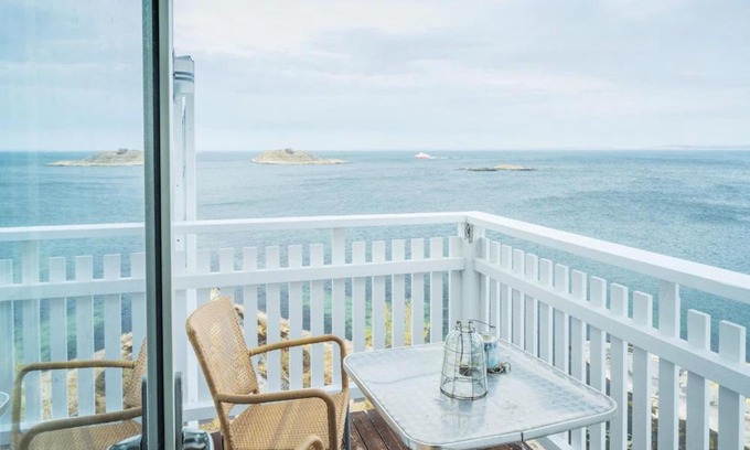 Sydkoster Hotel | Ekenäs Havshotell Koster