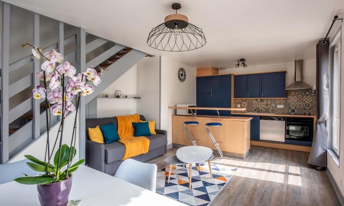 Dieppe Apartment | El arco iris entre port et plage