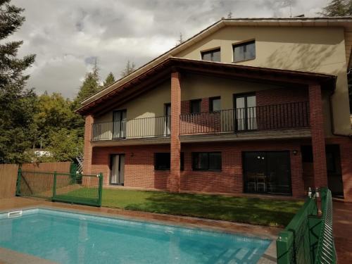Espinelves Ski Chalet | El Balcó d'Espinelves