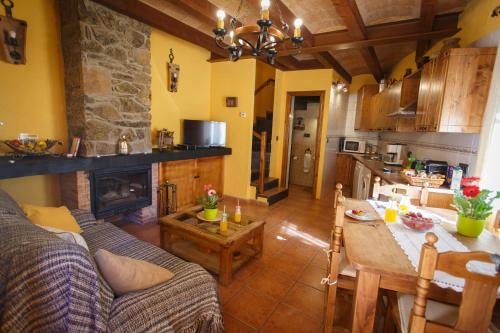 Braojos Villa | El Bulín de Braojos - 3 Casas
