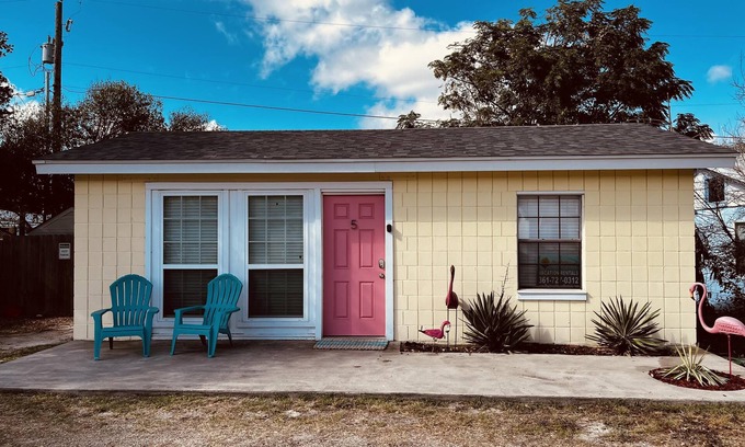 Fulton House | El Flamingo | Steps to Bay, Fishing Pier