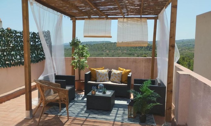 San Jorge House | EL LLIMONER