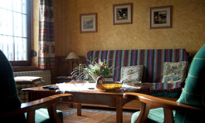 Navarredonda de Gredos House | EL MESÓN DE GREDOS