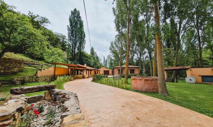 Valacloche House | El Molino de la Pastora