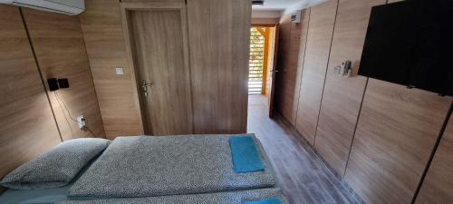Sturovo Apartment | EL PASO chata B1 - B5 v areáli kúpaliska