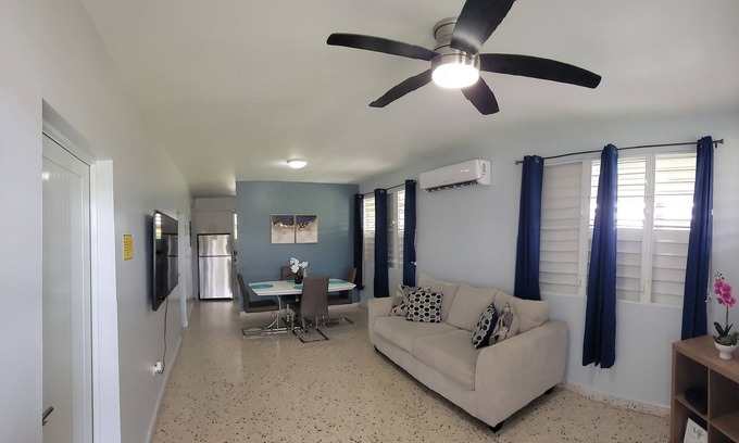 Aguacate House | El Retiro Home