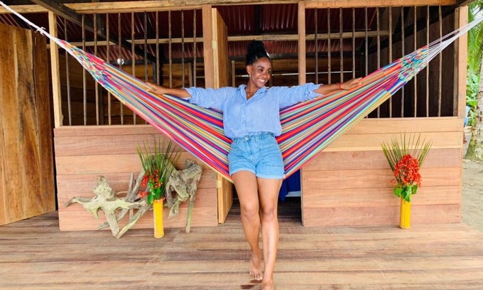 Arusi Cabin | El Retoño del Negro Gozón