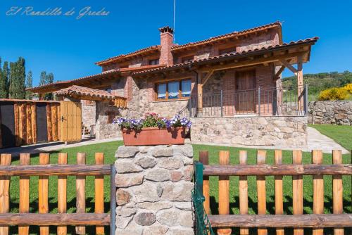 Hoyos del Collado House | El Rondillo de Gredos