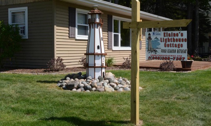 Prudenville House | Elaine’s Lighthouse