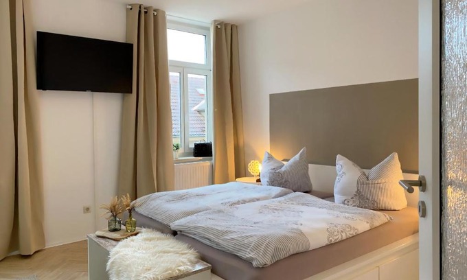 Coswig Apartment | Elbnahe Ferienwohnung mit 2 Schlafzimmern