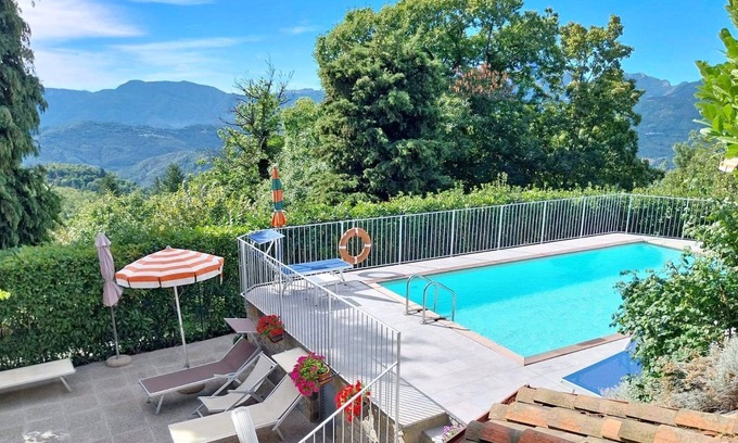 Castiglione di Garfagnana Villa | Elcriso, Spacious villa, private pool, amazing views, WIFI, walk to restaurant!