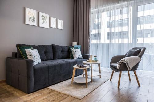 Psie Pole Apartment | Eleganckie Studio z Balkonem Slonimskiego 2 by Noclegi Renters