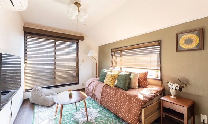 Honmachi Apartment | Elegant 1 BR natural light1stop to Shinjuku 3F/Shibuya-ku Tokyo