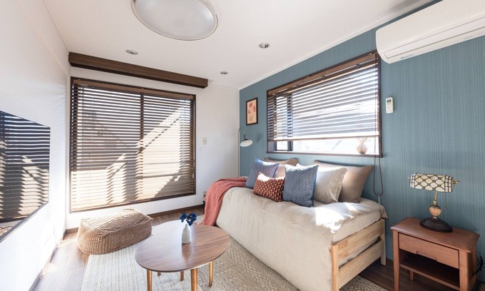 Honmachi Apartment | Elegant 1 BR natural light1stop to Shinjuku 2F/Shibuya-ku Tokyo