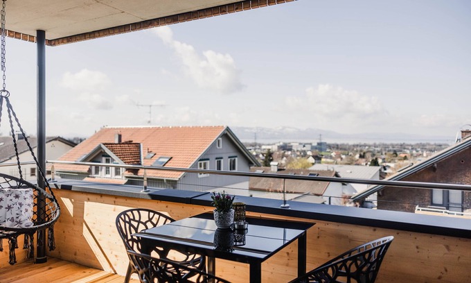 Hoerbranz Apartment | Elegant 2-room vacation apartment (2nd floor) with 49sqm & covered balcony (10sqm)