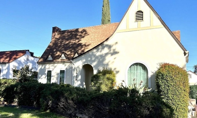 Alhambra Villa | Elegant 3 BD/2 BA w/3 parking w/Self Chk, quiet