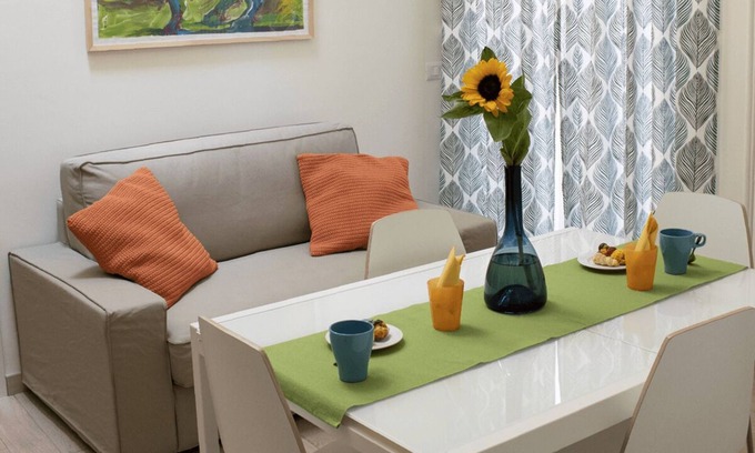 Civitanova Marche Apartment | Elegant apartment a stone's throw from the sea