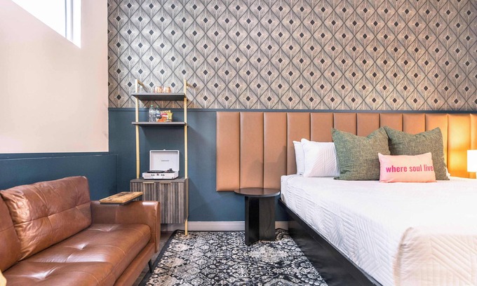 Macon Apartment | Elegant Etta James Inspired Stay Walk Score 63