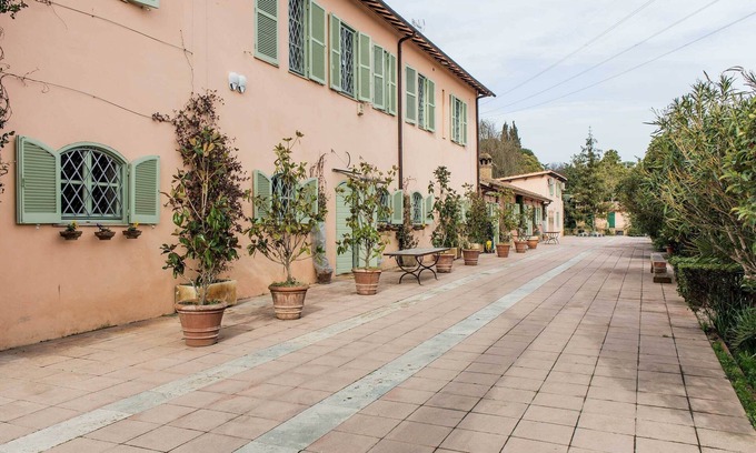 Colleverde House | Elegant farmhouse - park and swimming pool just 20' from the center of Rome - Free shuttle