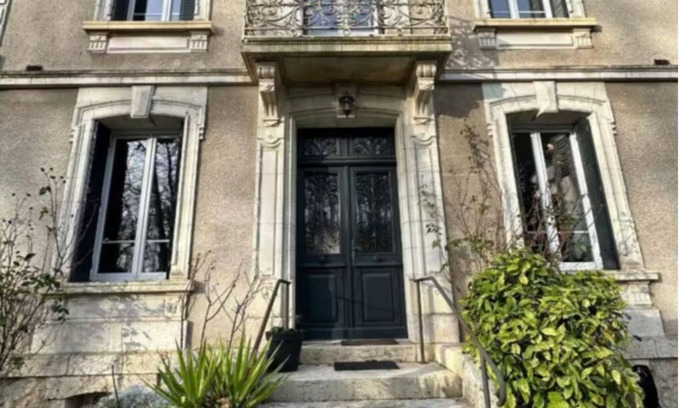Montrichard Val de Cher House | Elegant Maison Bourgeoise for 10 Pers - Modern comfort & Charm in Montrichard