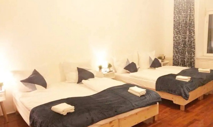 Ottakring Apartment | Elegant Haven: Stylish and Spacious 3BR Apartment