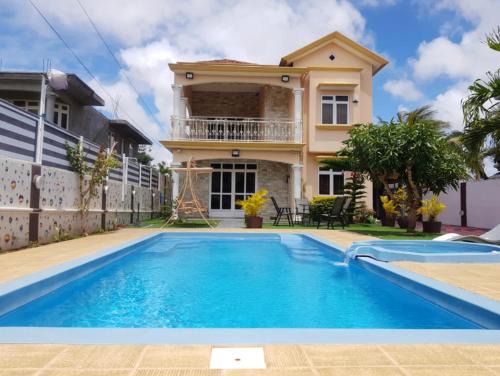 Pereybere Villa | Elegant Villa in Pereybere with Private Pool