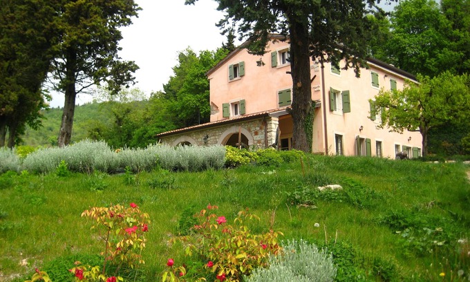 Nord-Est Villa | Elegant villa with large garden in the hills of Verona