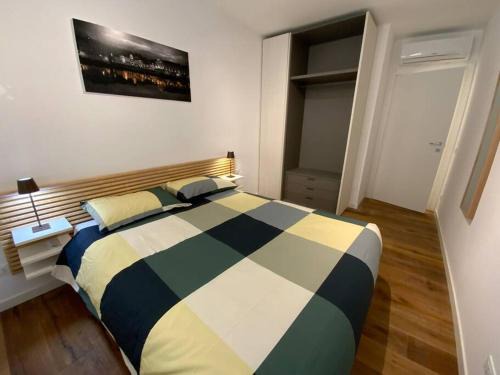 Citta Nuova-Barriera Nuova-San Vito-Citta Vecchia Apartment | Elegante Bilocale tra Stazione e Centro Storico