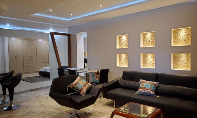 Quito Apartment | ELEGANTE SUITE CUMBAYA QUITO
