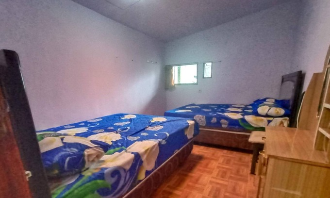 Ngadisari House | Elen Villa with Twin Room by Wizzela