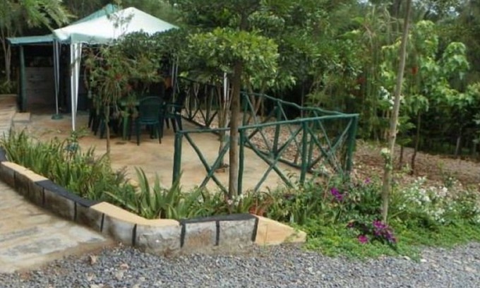 Ngelani House | Elena Lodge