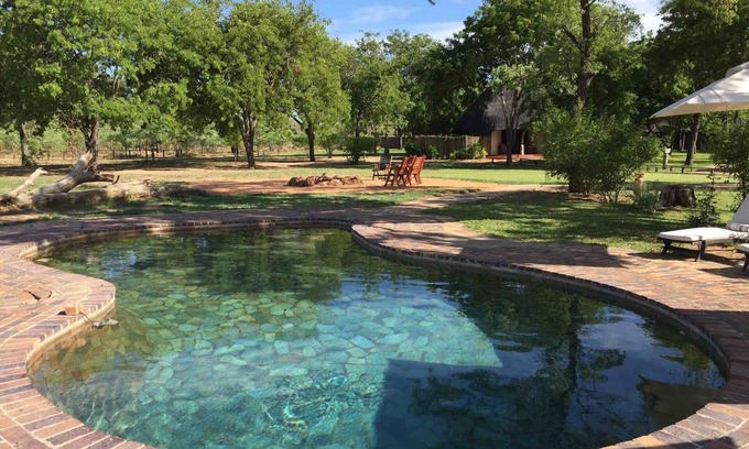 Dete Cabin | Elephant's Eye, Hwange