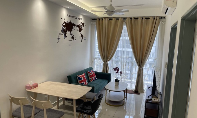 Sri Petaling Condo | Elevated Cozy Homestay @Heart of Sri Petaling 3R3B