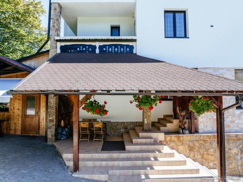 Manastirea Humorului Cabin | Elim Residence