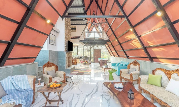 Faridabad Villa | ELIVAAS 3 BHK Handa's Getaway with pool