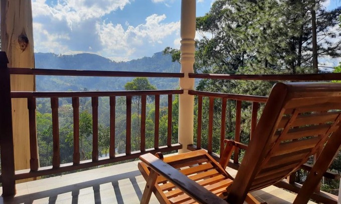 Ambagollapathana House | Ella Hillsite View