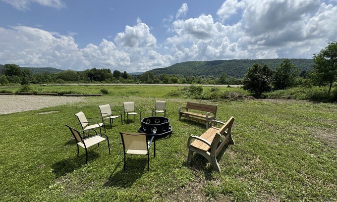 Great Valley Apartment | Ellicottville 2 miles to Holliday Valley Condo 1
