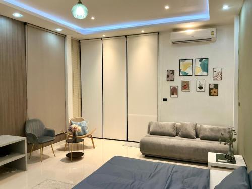 Ban Lo Long House | Ellie House Phuket Old Town