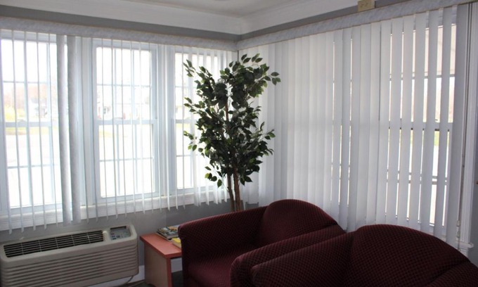 Westfield Hotel | Elm Motel