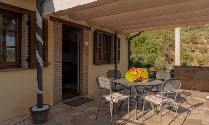 Panicale Apartment | Elm Tree Apt In Farmhouse With Pool, Panicale, Italy