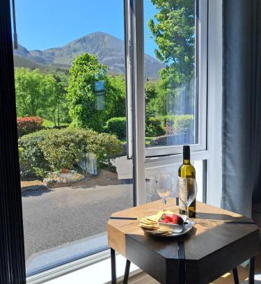 Murrisk Apartment | Elmgrove Apartment , Croagh Patrick Westport