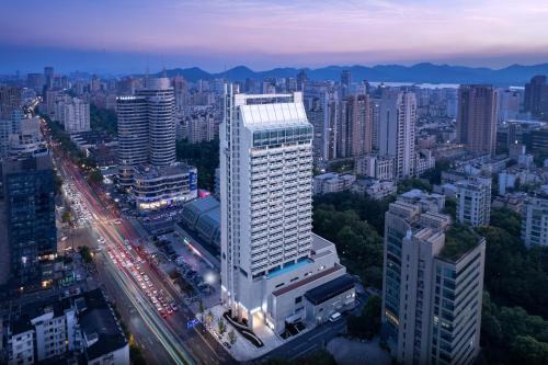 Downtown Hangzhou Hotel | ELong Hotel Hangzhou West Lake