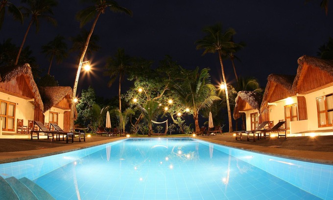 Donsol Hotel | Elysia Beach Resort