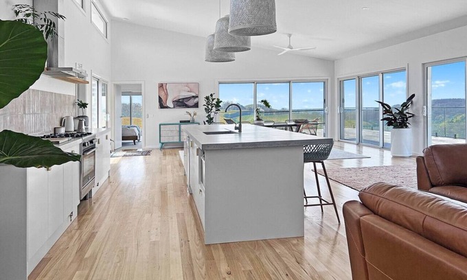 Apollo Bay House | Elysian Eco Retreat - Apollo Bay